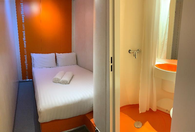 Easyhotel South Kensington Londra Esterno foto