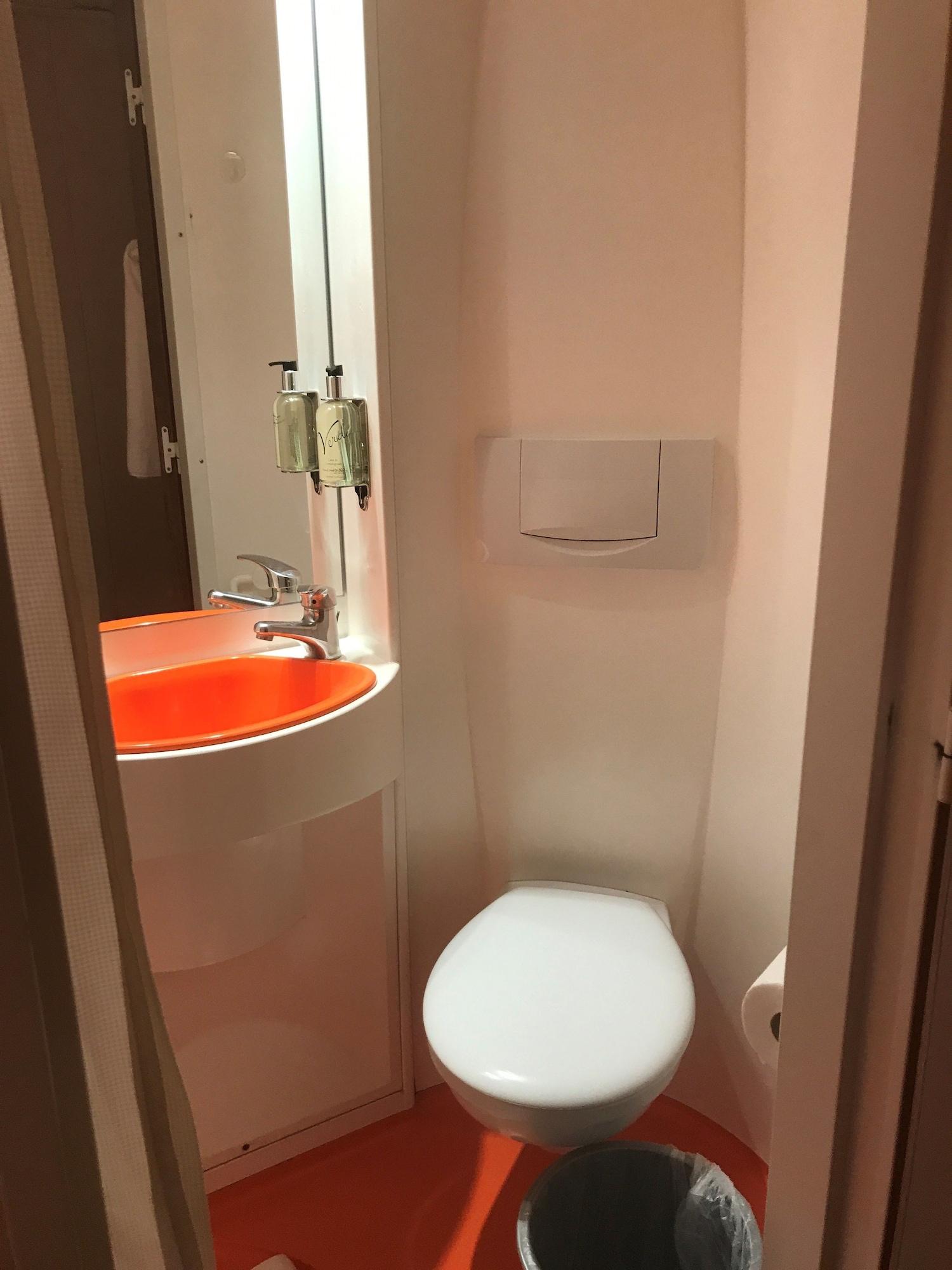 Easyhotel South Kensington Londra Esterno foto