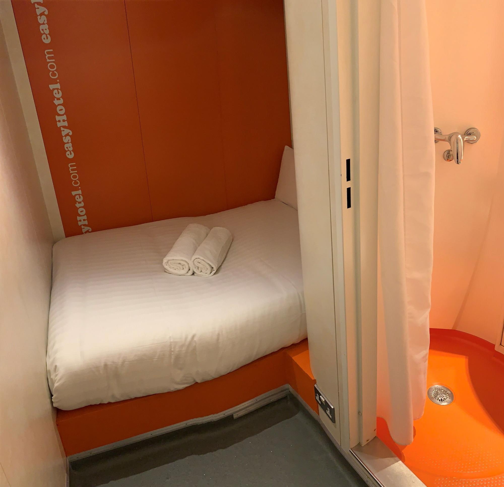 Easyhotel South Kensington Londra Esterno foto