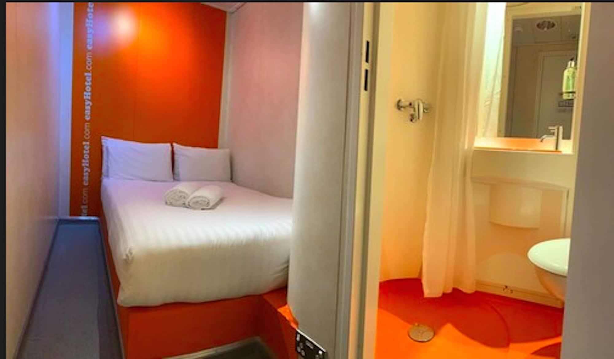Easyhotel South Kensington Londra Esterno foto