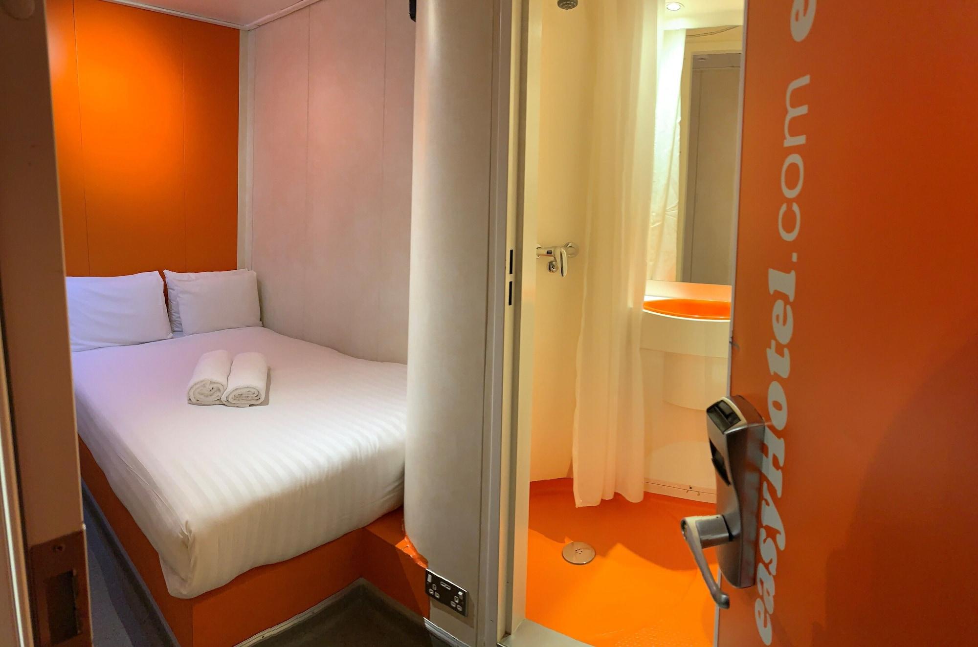 Easyhotel South Kensington Londra Esterno foto