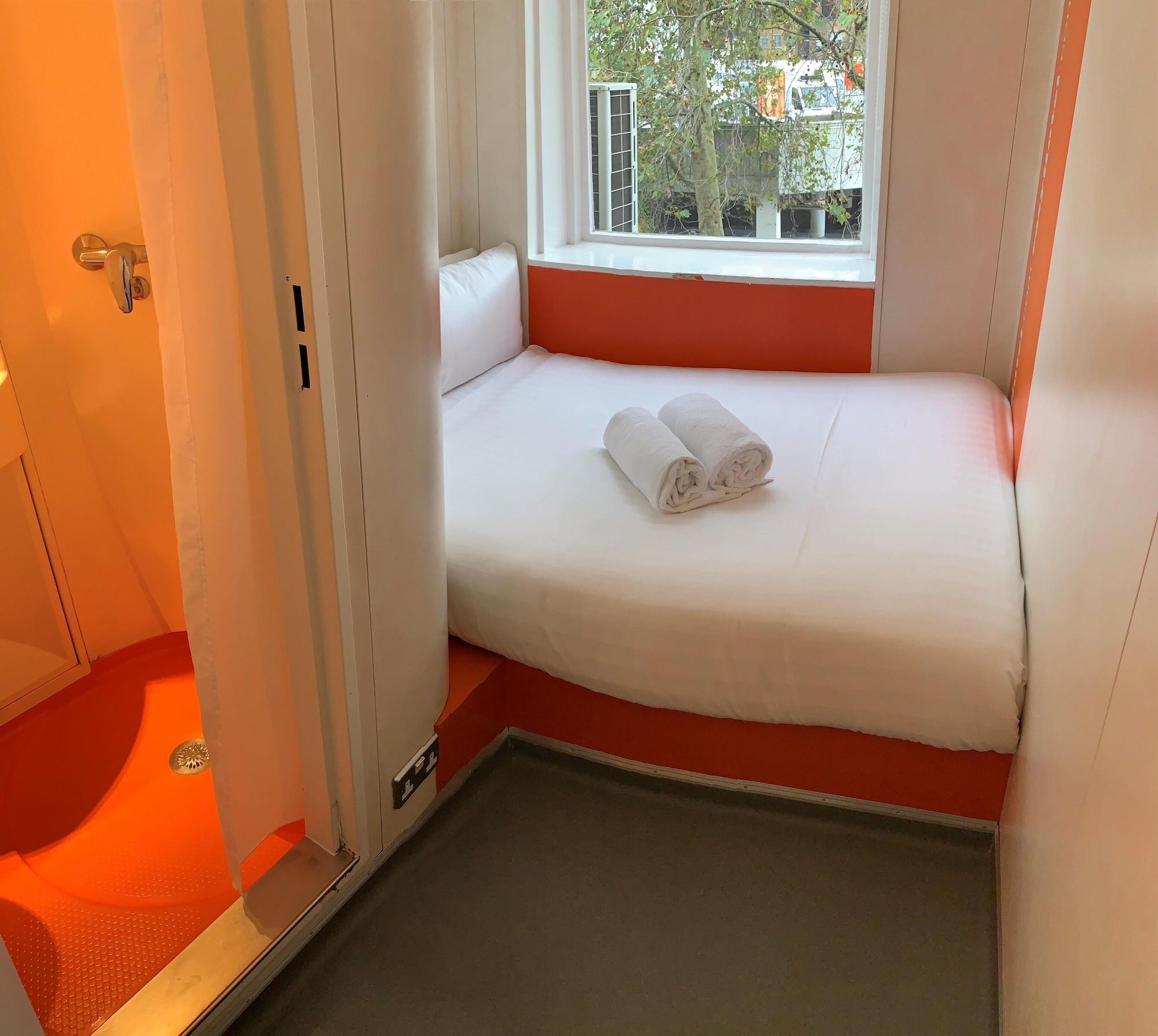 Easyhotel South Kensington Londra Esterno foto