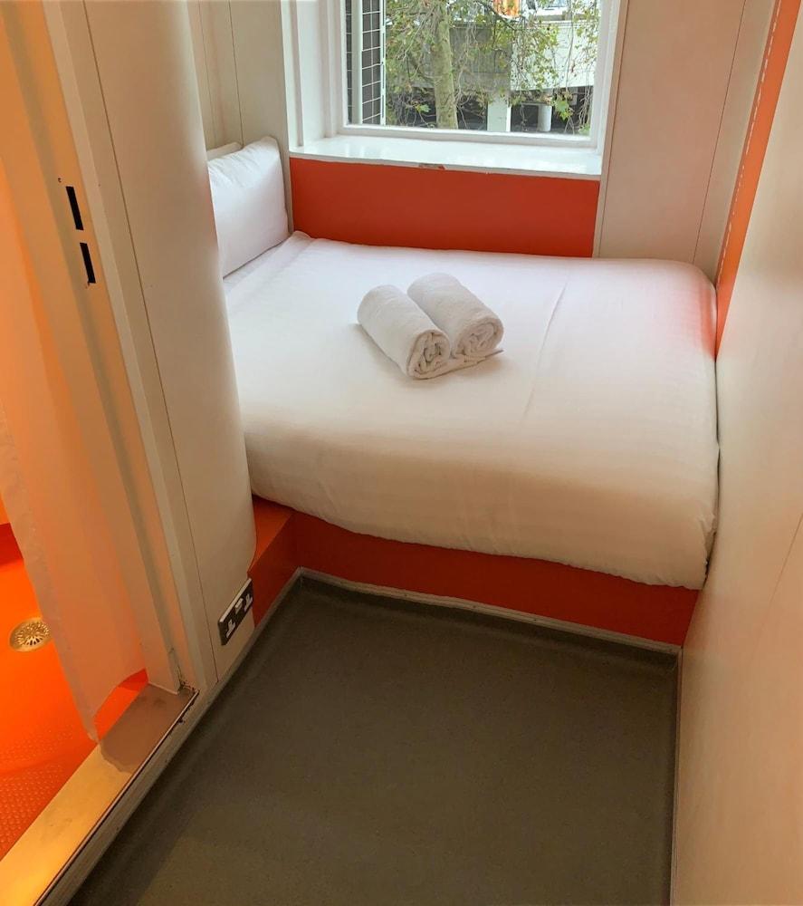 Easyhotel South Kensington Londra Esterno foto