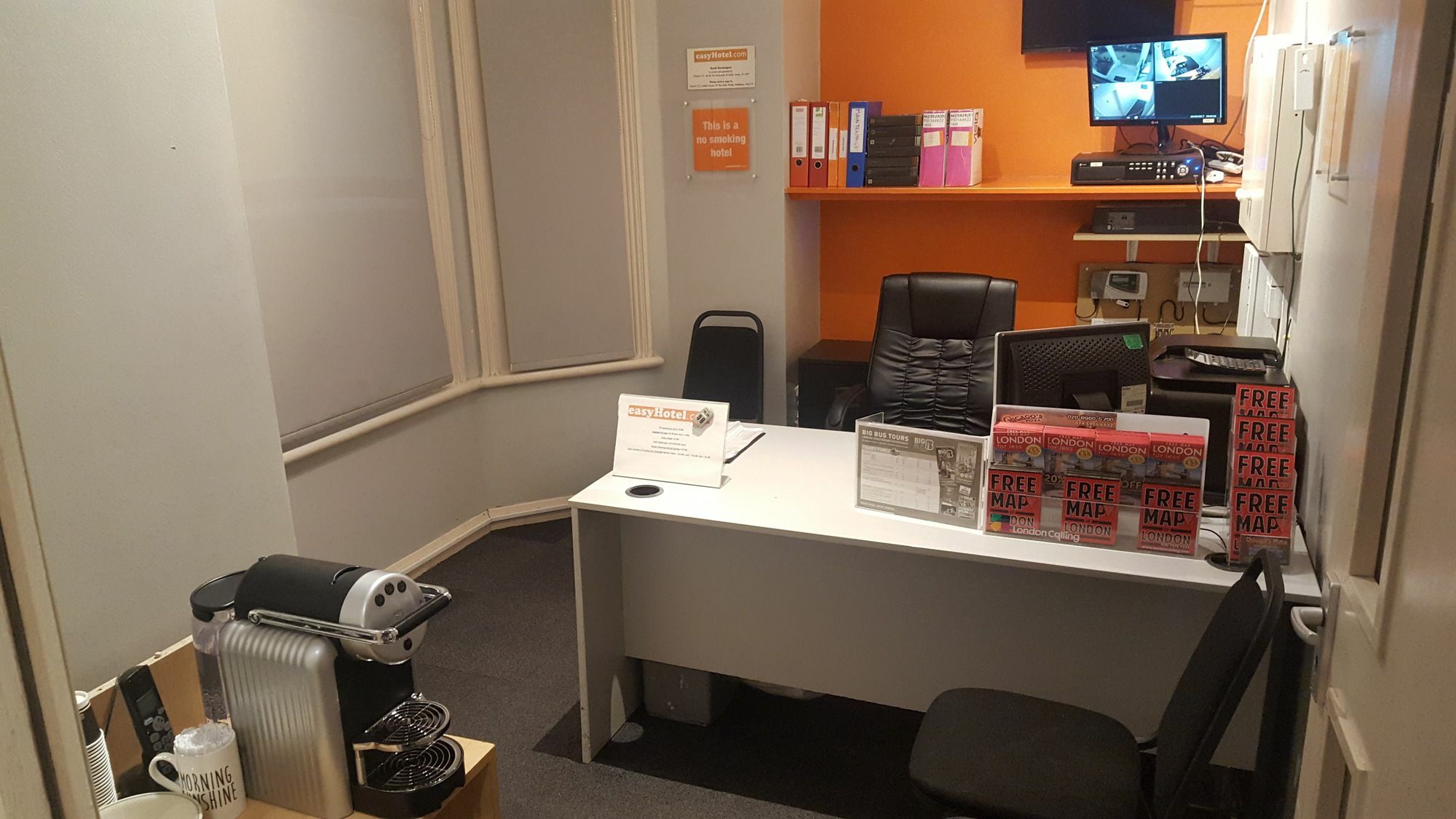 Easyhotel South Kensington Londra Esterno foto